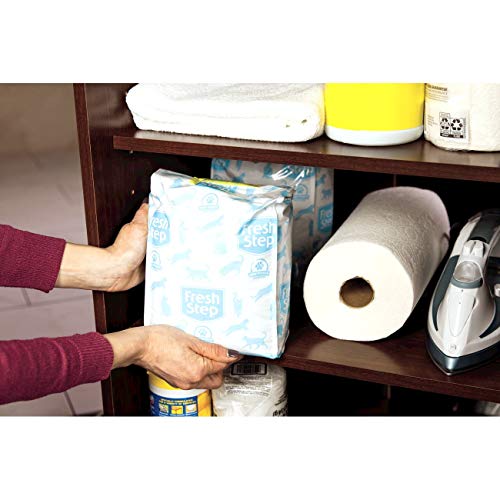 Fresh Step Extreme Mountain Spring Scented Clumping Cat Litter with Febreze Freshness, 42 lbs.