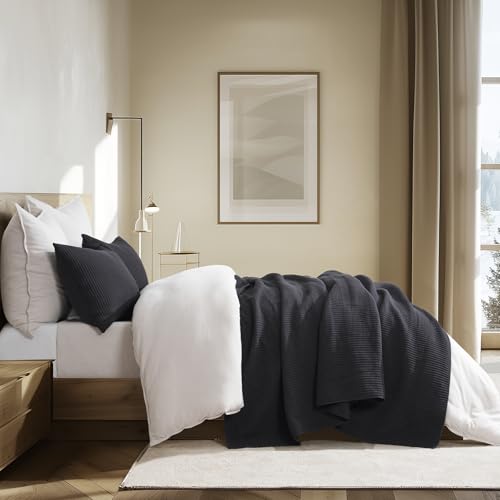 Image of EVERGRACEHOME Cotton Coverlet Set King Size 3 Pieces, Lightweight Soft Ribbed Matelasse Bedspread Quilt Set, Cozy Oversized Quilted Bedding Set with 2 Pillow Shams for All Seasons, Washed Black