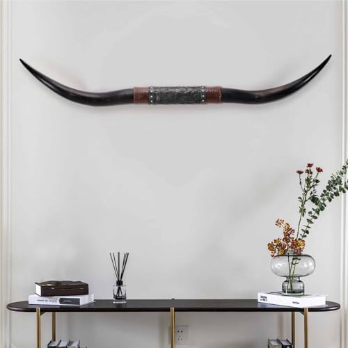 Corne de taureau déco vintage en résine pour habiller un mur vide de salon