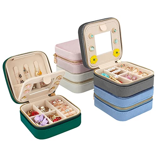 Designster Travel Jewelry Box - Velvet Mini Jewelry Organizer, Small Jewelry Case For Girls Women, Jewelry Storage Box For Rings Earrings Necklace (Square, Emerald Green) #TOP6
