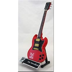 PETE TOWNSHEND Guitare Miniature avec médiator The WHO (1) - Les Beatles, Paul McCartney, John Lennon, RIngo Starr, George Harrison PETE TOWNSHEND Guitare Miniature avec médiator The WHO (1) – Image 2