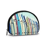 Die kompakte Größe dieses praktischen Kleingeldhalters macht es einfacher, ihn aufzubewahren und mitzunehmen, wohin Sie auch gehen. Sie können es in Ihrer Tasche oder Handtasche aufbewahren, wenn Sie für den Tag unterwegs sind, im Handschuhfach, so dass Sie beim Fahren oder in Ihrem Rucksack bezahlen können, wenn Sie in der Schule sind.