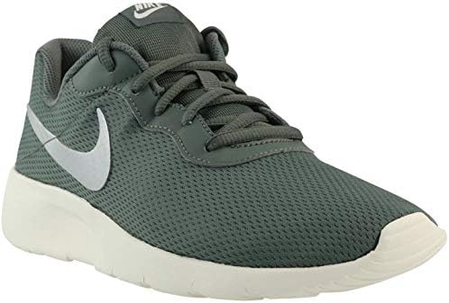 green tanjun nike