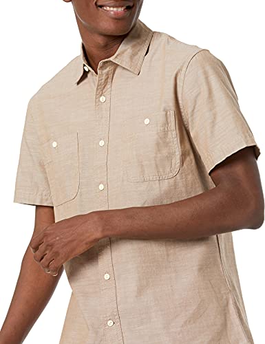 Image of Amazon Essentials Men's Regular-Fit Short-Sleeve Button-Down Chambray Shirt