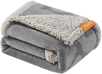 Feandrea wasserdichte Hundedecke, Sherpa Fleece, M, 73 x 101 cm | Haustier Decke für mittelgroße und große Hunde, Katzen, maschinenwaschbar, beidseitiger Sofabezug-Schutz, Grau, PP