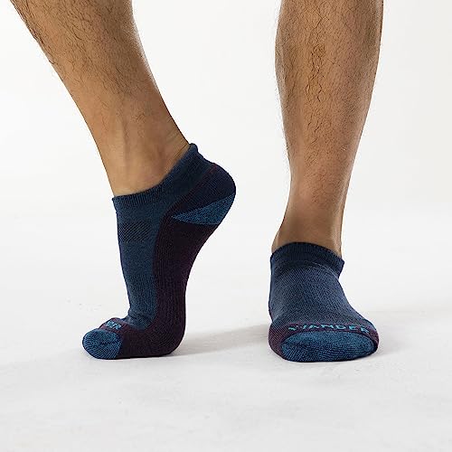 Image of WANDER Merino Wool Ankle Running Hiking Socks 3 Pairs Lightweight Cushioned Sweat-Wicking No Show Athletic Socks Men Women