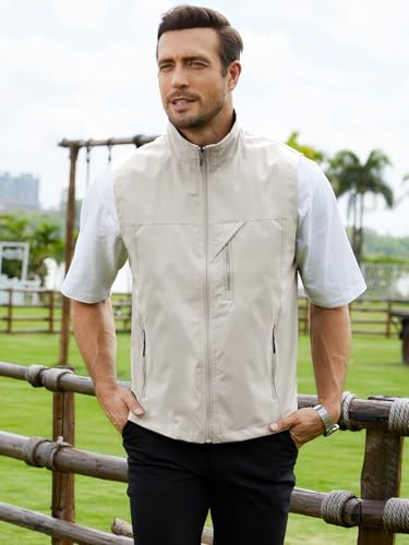 Gihuo Men's Lightweight Outdoor Travel Vest Full Zip Casual Lightweight Work Vest2