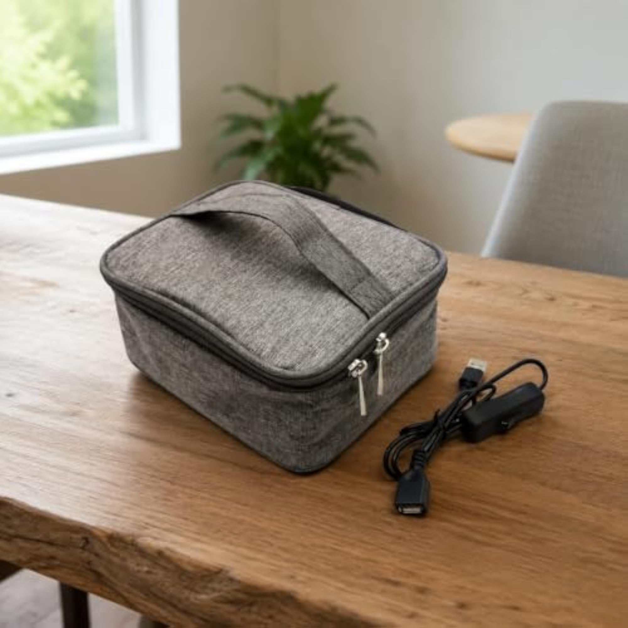 Compact USB Heated Lunch Bag for School and Outdoor Use