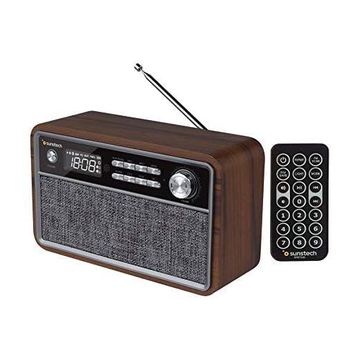 SUNSTECH RPBT500. Radio FM compacta de Madera con presintonías, Modo Reloj, Alarma Dual. Altavoz Bluetooth (v4.2) de Graves potentes, Manos Libres, USB, Micro SD y aux-in. Incluye Mando a Distancia.