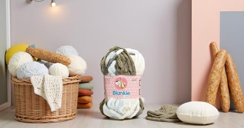 Image of GANGA Knitting Yarn Thick Chunky Wool, Blankie White Mouse 400 GMS Best Used with Knitting Needles-NE Art-AAEG