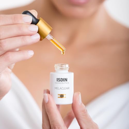 ISDIN Isdinceutics Melaclear Dark Spot Correcting Serum for Face - Sun Spot Reducer that Contains Vitamin C and Antioxidants, to Even Skin Tone from Sun Exposure 0.5 FL OZ