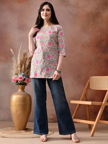 Image of Amazon Brand - Tavasya Women Pure Cotton Katha Plain Short Regular Fit Kurti |Short Top| Solid Casual Tunic