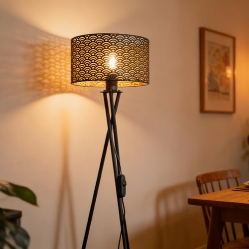 Lámpara led pie ideal para crear ambiente acogedor junto al sofá 4