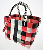 Der Flechtkorb ist einfach zu reinigen (feuchtes Tuch oder unter der Dusche)