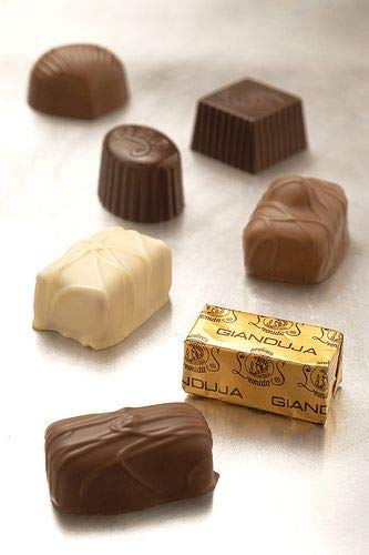 Leonidas Silk Like Red Jewellery Style Box Assorted Leonidas Belgian Chocolate, 30 Piece Fresh Pralines, Ganache - Image 4