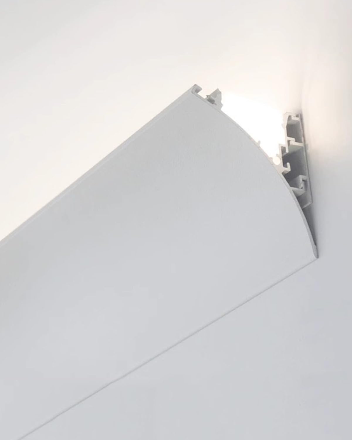 PULaif Ceiling Cornice Coving, White Metal Crown Molding LED Channel Multiple Sizes With Screws(6.5m (21.3ft))