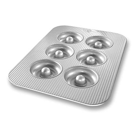 USA Pan 6-Well Donut Pan Cover