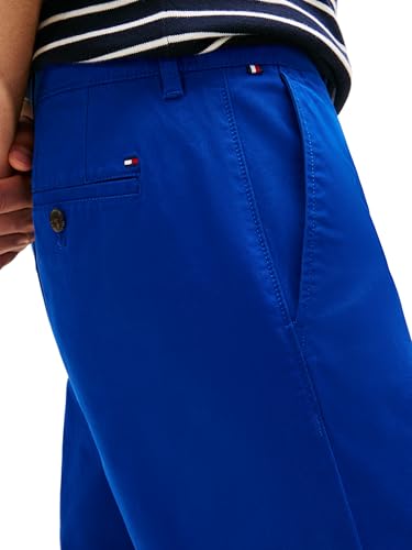 Image of Tommy Hilfiger Men's Stretch Cotton Chino Pants in Custom Fit