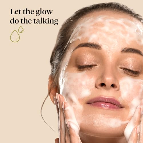Image of ELNA Hydrating Vitamin C Face Wash for Dry Skin, With Shata Dhauta Ghrita & Aloe Vera, Face Wash for Nourishing & Moisturize Skin, Gentle Facewash for All 100ml