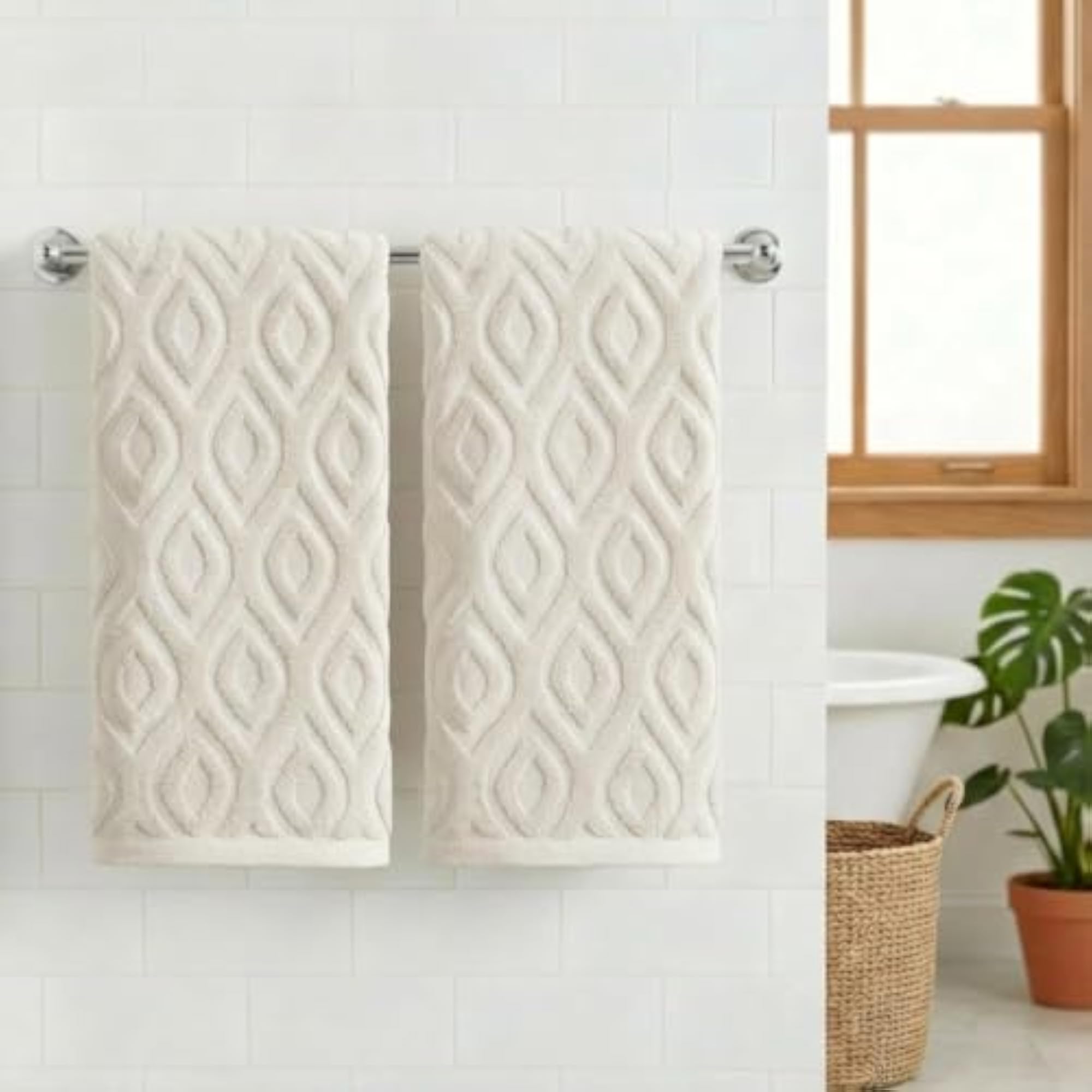 2 Pcs 3D Diamond Grid Jacquard Hand Towels