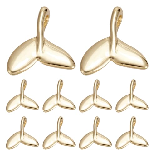 CRAFTYMELODY Colgante de cola de pez de oro de 18 quilates, 10 unidades, latón, cola de ballena, colgante de cola de delfín, 9,7 x 9 x 3 mm, con trabilla para hacer joyas