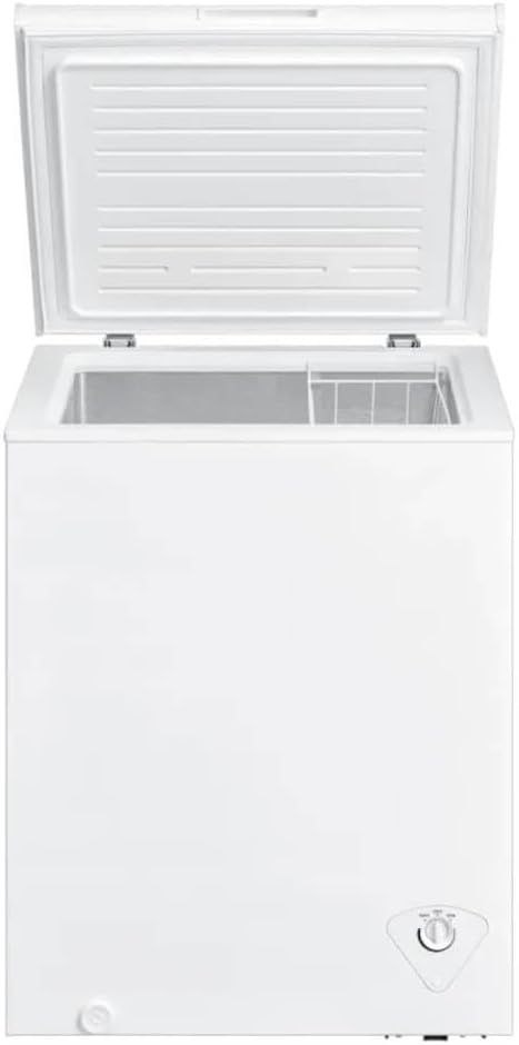Element ECF50MD1BW 5 Cu. Ft. White Chest Freezer