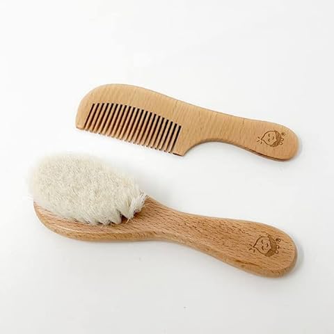 Green Sprouts Wooden Brush and Comb Set, Natural Cover