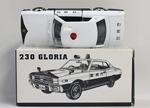 トミカイイノ特注NO.85 ニッサングロリア230型パトロールカー 3台セット 46063394974_3ba805e464_b.jpg