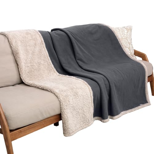 Pawsse Couverture imperméable pour Chien, Housse de canapé Sherpa Fleece Cat Puppy, Medium Housse de Protection Lavable pour Meubles 203 x 229 cm, Gris/Taupe