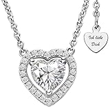 HOCHWERTIGE ZIRKONIA STEINE: Das Herz in Herz Design wird von funkelnden Zirkonia Steinchen unterstützt. Die 24 Zirkonias umranden den im Zentrum stehenden großen Zirkonia Stein im Herzschliff und lassen das Design besonders edel wirken. Die leuchtenden Steine werden vom Edelmetall Sterling Silber 925 dezent umrandet. Die Kette, an der der hochwertige Anhänger baumelt, hat eine Länge von 45 cm.