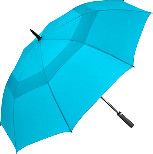 Parapluie golf FARE sous la tempête pour vos parcours et sorties pluvieuses