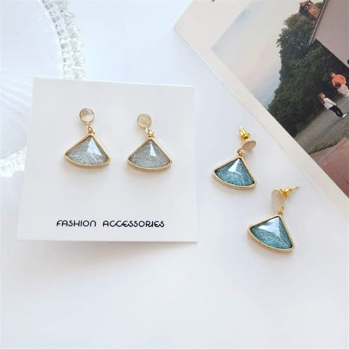 Boucles d'oreilles strass sans perçage grâce au clip d'oreille discret