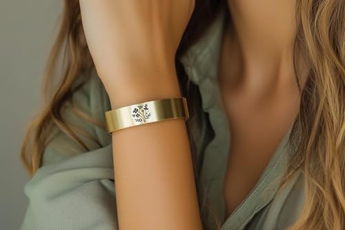 Bracelet abeille et fleurs : manchette ouverte gravée nature - 2
