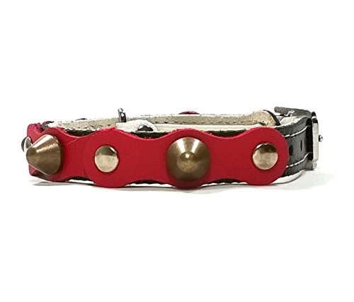 Superpipapo Collier pour Chat en Cuir Clouté Noir Rouge - Original Luxe Design Confortable et Sécurisé Fait à Main - Solide et Résistent avec des Clous Jolis et Élégantes