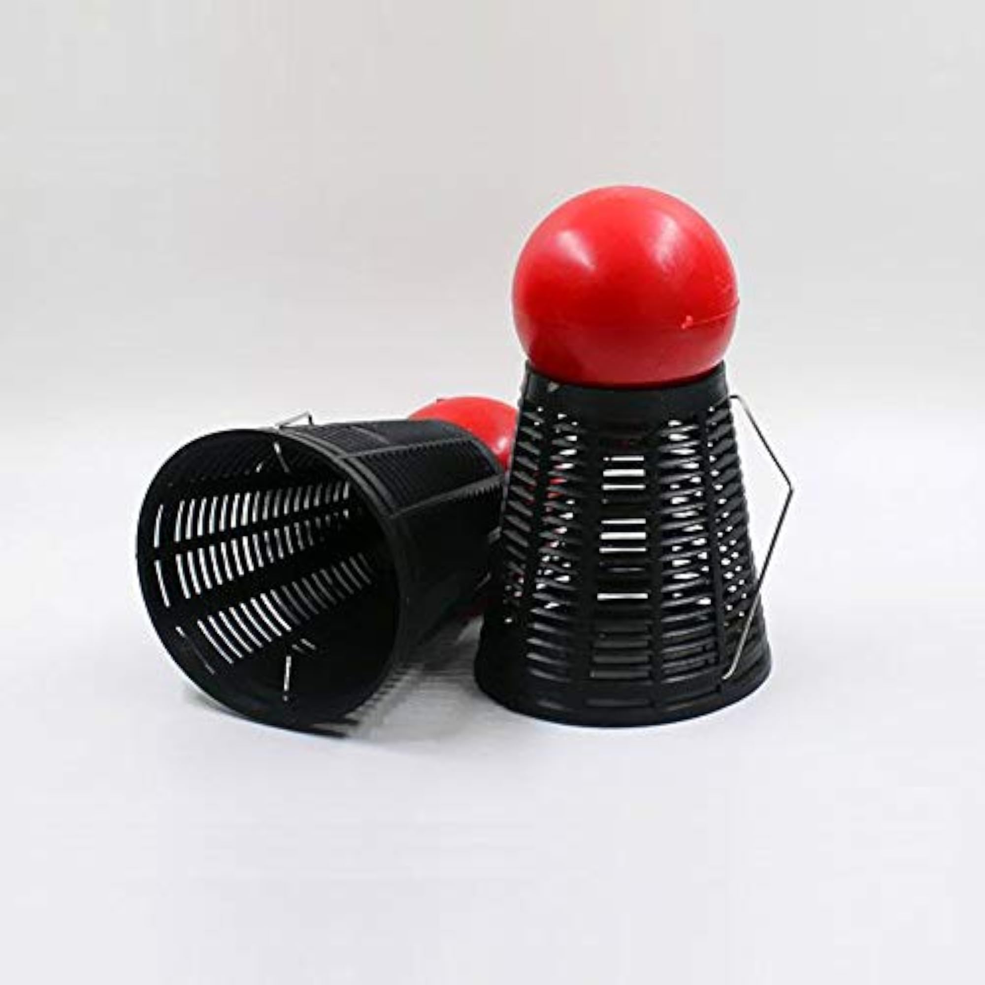 Fly Fishing Tackle Badminton Type Lures Cage Baits Holder