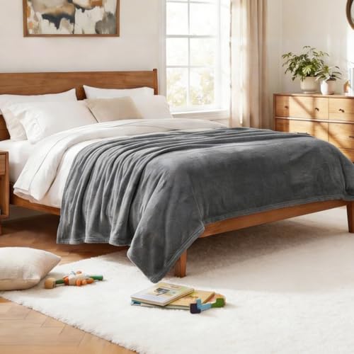 CozyLux Kuscheldecke Flauschig Decke 150x200 - XL Flanell Kuscheldecke 150x200, Weiche Sofa Decke, Warme Fleecedecke Wohndecke für 4 Jahreszeiten, Leicht Sofa Überwurf, Blanket 150x200 cm, Grau