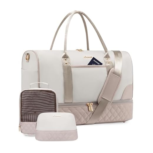 Versatile Weekender Bag for Women