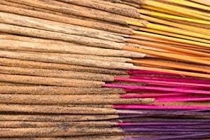 Dhyana - HIGH END INDIAN ARTISANAL INCENSE - CEDARWOOD - 115 sticks - From India - PREMIUM Quality 200 g