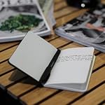 TWONE Carnet de poche, 6 Couverture souple Mini Carnets 3.5" x 5.5" Black Notebook Petit Mémo Notepad pour les hommes Femmes Enfants Traveler Auteur, 30 Feuilles,60 Pages linées: Couverture en noir lisse, 60 pages alignées. Pocket journal pour le voyage, bureau, schoo