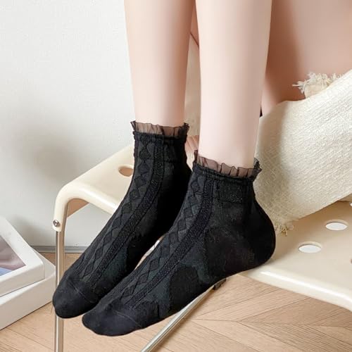 zrylibya Women Ruffle Frilly Lace Trim Ankle Socks Heart Pattern Textured Casual Cute Low Cut Socks 5 Pairs2