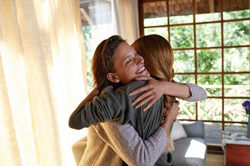 Kneipp Geschenkset Goodbye Stress - Enthält 1x Wirkdusche & 1x Bodylotion - Goodbye Stress: Erfrischender Duft mit natürlichem ätherischen Rosmarinöl und Wasserminzextrakt - 2 x 200ml