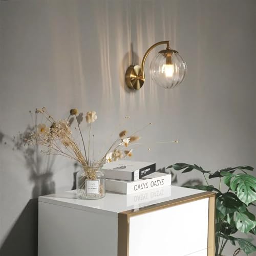 Lámpara de pared LED para iluminar dormitorios oscuros con estilo nórdico 3