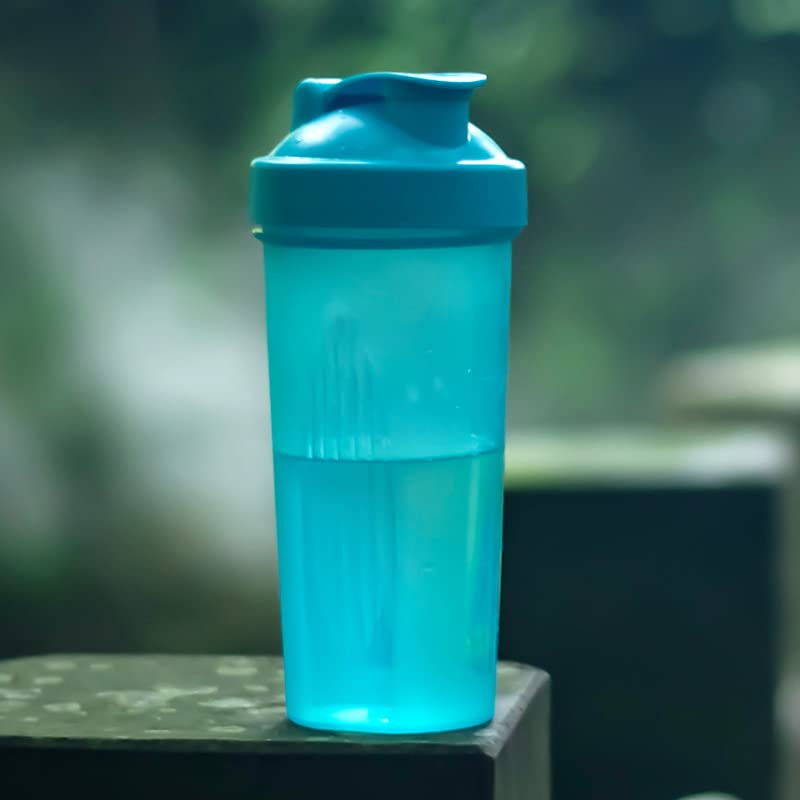 Amazon.co.jp: プロテインシェイカー 600ml ブレンダーボトル