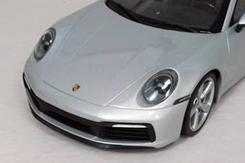 Amazon | ○ 1/18 ミニカー 〓 911 (992) カレラ 4S / シルバー