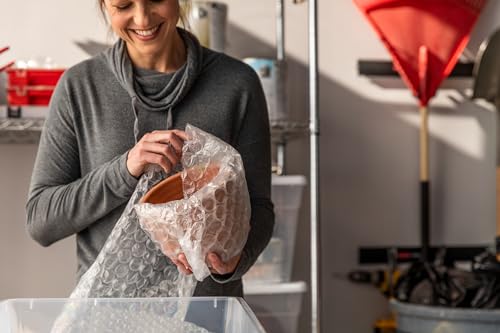 duck max strength bubble cushioning wrap for moving amp shipping 60 ft large bubble packing wrap heavy duty protection for mailing amp packaging boxes clear bubble roll supplies perforated every 12 in