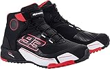 Un zapato de moto protector con una comodidad inigualable para todo el día, incluso fuera de la moto. El CR-X cuenta con un ajuste cómodo como una zapatilla de correr y ofrece un volumen interior suficiente para garantizar una buena comodidad para el pie durante todo el día, mientras que la membrana impermeable y transpirable Drystar garantiza un rendimiento eficaz en todo tipo de clima.