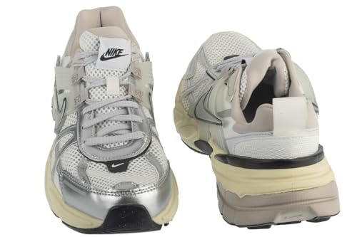Nike Nike Womens V2K Run Summit White/Metallic Silver 10 Medium
