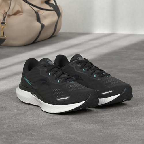 Image of Saucony Women's Triumph 19 Sneaker