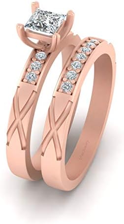 Anillo de compromiso de diamantes de corte princesa a juego con a...