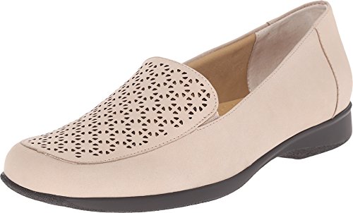 Image of Trotters Women's Jenn Loafer